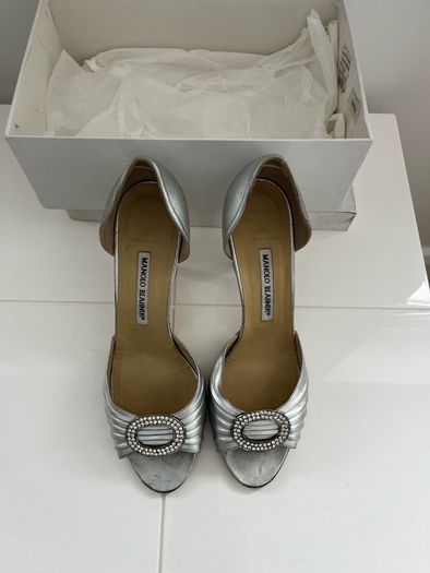 Manolo Blahnik Carrie silver shoes