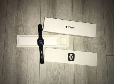 Apple Watch SE