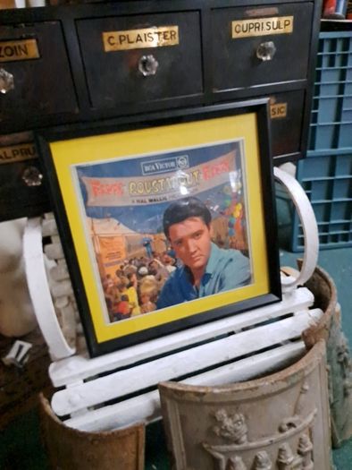 Elvis Album Cover