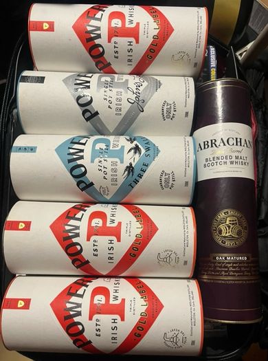 Decorative or collectible empty bottles vodka  whisky, gin, Irish whiskey Connemara whiskey Jameson powers ballantines Johnnie walkers TEELING disaronno Irishman Hennessy Drumshanbo Gunpowder Irish Gin vodka whiskey empty Bottle Jack Daniels Bombay sapphi