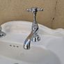 bathroom sink Image 4