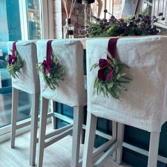 Mini 20cm diameter chair real feel wreath with exaggerated length burgundy ribbon