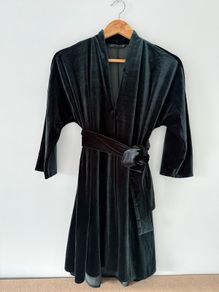 Zara velvet dress size xs