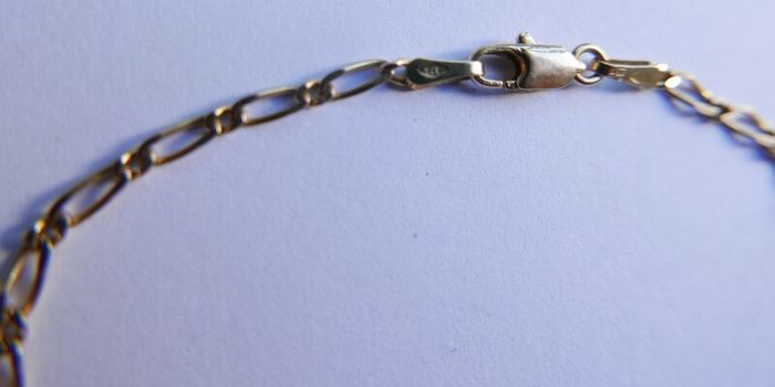 Vintage Solid 9Ct Yellow Gold 375 Figaro link Bangle Bracelet,  length 7.5" - 1,8g
