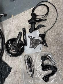 Shimano R7170 105 Di2 groupset Magene power meter