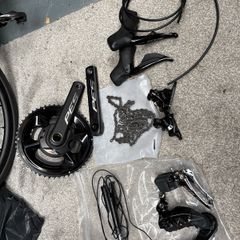 Shimano R7170 105 Di2 groupset Magene power meter