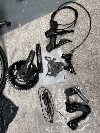 Shimano R7170 105 Di2 groupset Magene power meter