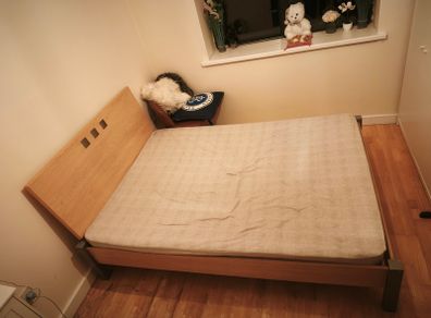 Double bed standard