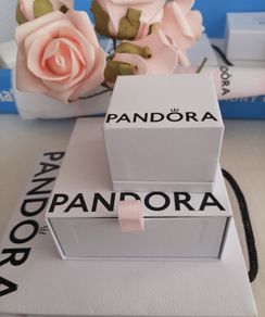 New Pandora gift box
