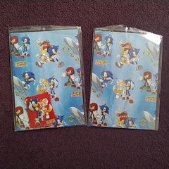 Sonic and Knuckles Wrapping Paper x 4