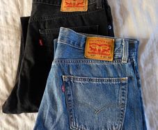 Men's Levi Jeans W34L30 555 and 565