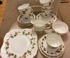Arklow Fine China 21 Piece Tea Set