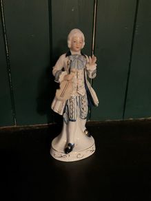 blue figurines