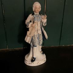 blue figurines