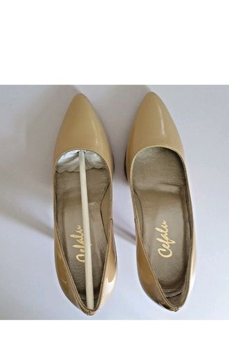 Cefalu Rita Cream Patent Leather Court Shoes EU32 UK13 Petite Heels BNIB