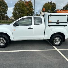 Isuzu D-Max 2.5 Diesel 4x4 Pick Up with Hi-ab