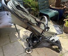 Bugaboo Butterfly Pram - Forest Green