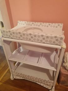 Changing Table with bath