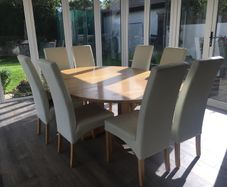 Solid Wood Extendable Table & 8 Chairs