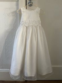 Ivory girls flower dress age 3 years
