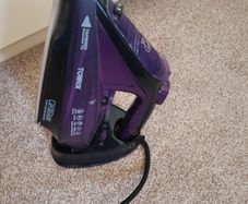 Cordless iron
