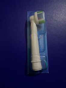 Oral B electric toothbrush replacement heads brand new