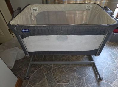 Next to Me Magic Side sleeping crib