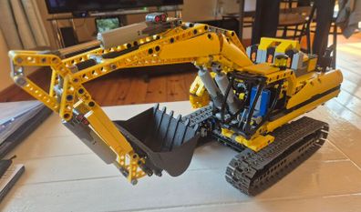 Lego Technic Digger.