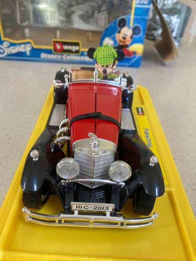 Disney Mickey Mouse Mercedes SSKL 1/24 Burago