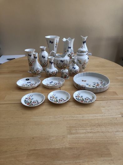 Huge Selection Of Aynsley Cottage Garden Pattern Fine Bone China