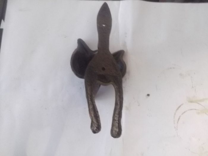 a metal fox door knocker