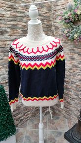 Ladies hand knitted sweater Size 8-10