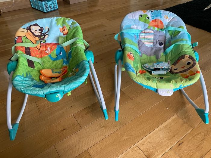 2 Baby bounce seats , Twins