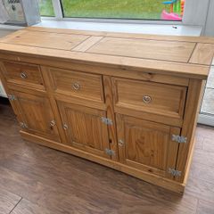 Sideboard