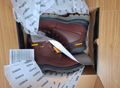 Brand New DeWALT Titanium Safety Boots