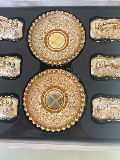 plate and cups