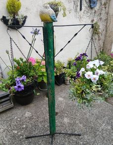 Stand including two hanging baskets  25 euro for the 3 please have a look  at more plants on my site