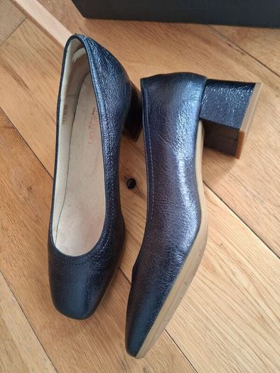 Barminton Ocean Blue Metalic Leather Shoes (39)