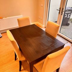 Dinning table