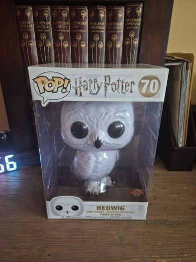 Funko Pop! Hedwig 70 , Special Edition, Super Sized 26cms, 10 inch (Mint & Unopened)