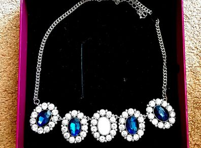 Brand New Lovely costume necklace from Soul Jewllery