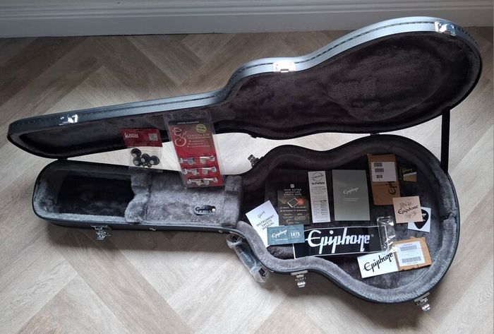 Epiphone Noel Gallagher Riviera (with upgrades)