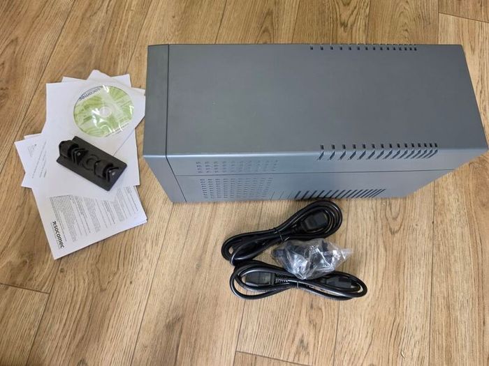 Socomec Netys Pe 2000va 1200w Ups Npe-2000-lcd Untested
