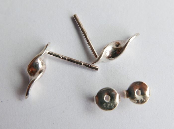 Vintage Sterling silver twist stud earrings