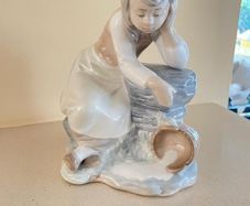 NAO Lladro Spain Sad Lady Milkmaid Girl Spilled Milk Bucket Porcelain Figurine