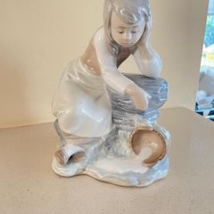 NAO Lladro Spain Sad Lady Milkmaid Girl Spilled Milk Bucket Porcelain Figurine