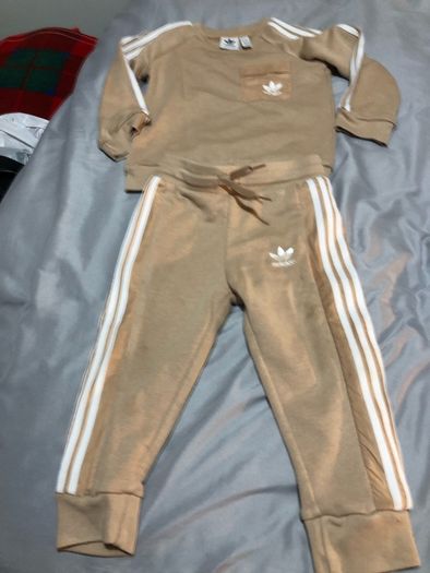 Boys adidas tracksuit 18/24 mths new never worn