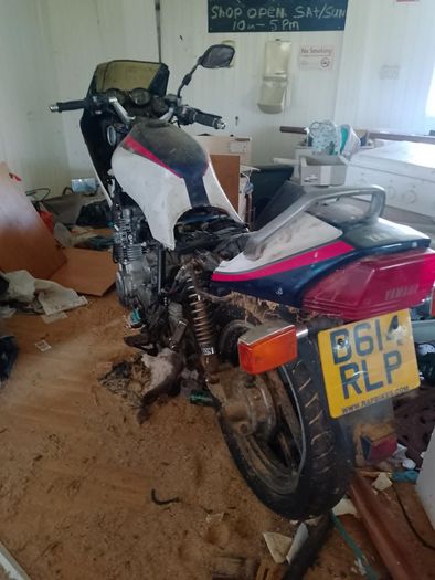 1984/5 Yamaha FJ750 (Shafty)