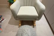 Feeding / Ricking Chair