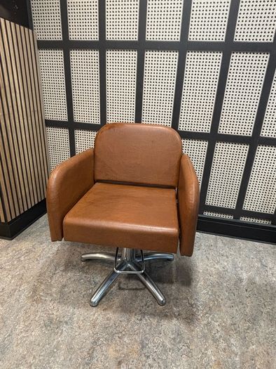 Luca Rossini Adjustable Brown Opera Salon Chair